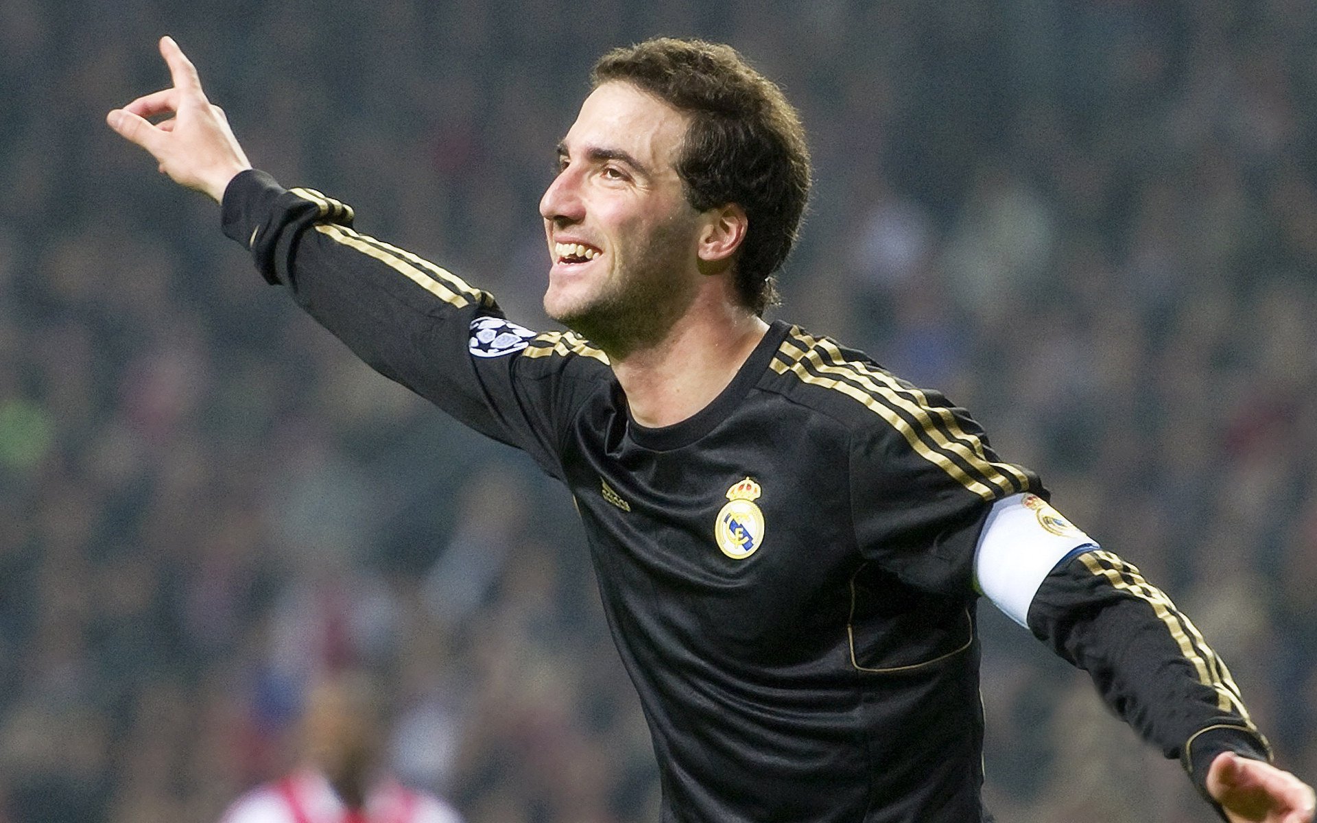 特奥的利刃与摩纳哥的奇迹，淘汰赛之夜如何刺穿皇马神话