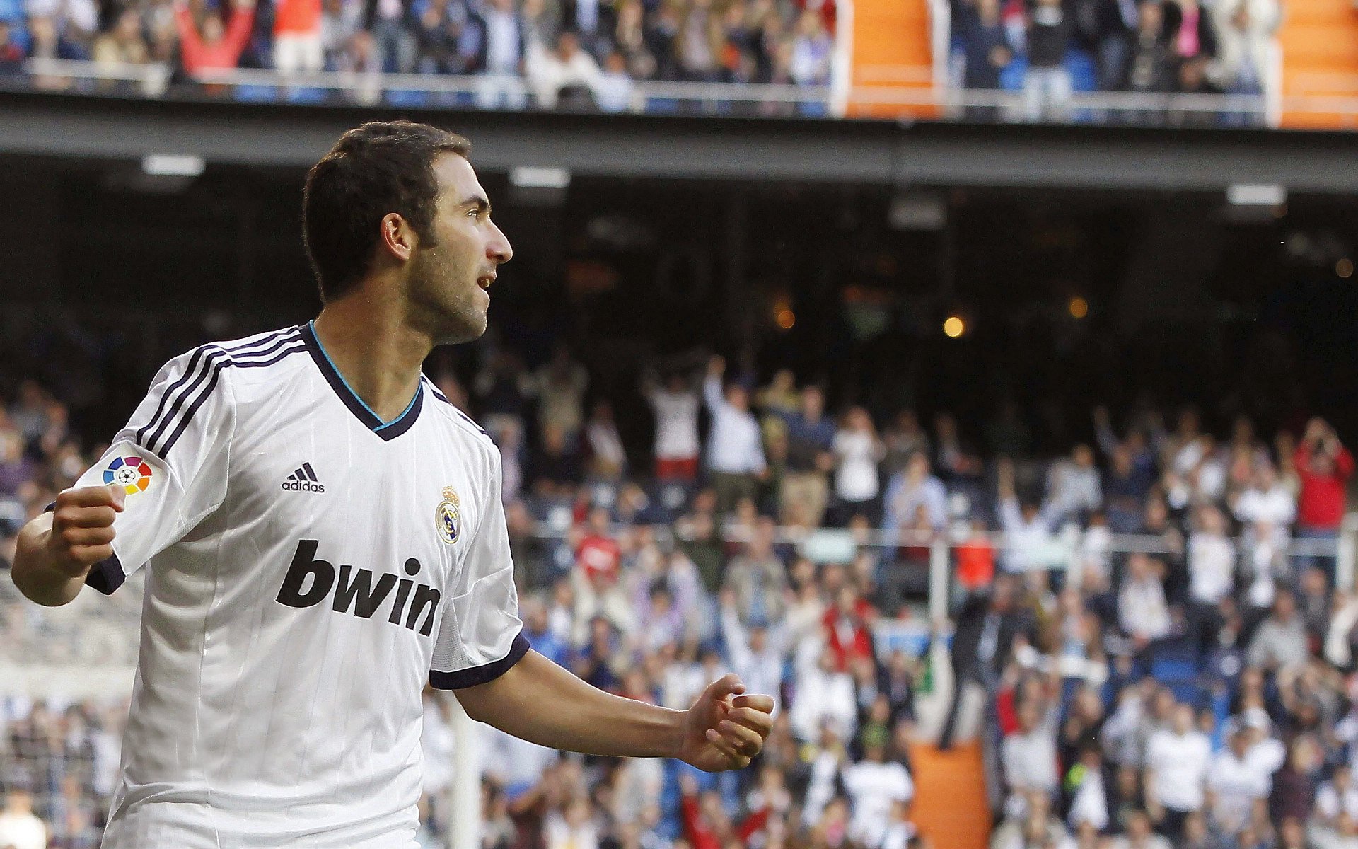 赛道上的绝杀时刻，汉密尔顿惊艳四座，迈凯伦终结梅赛德斯霸权