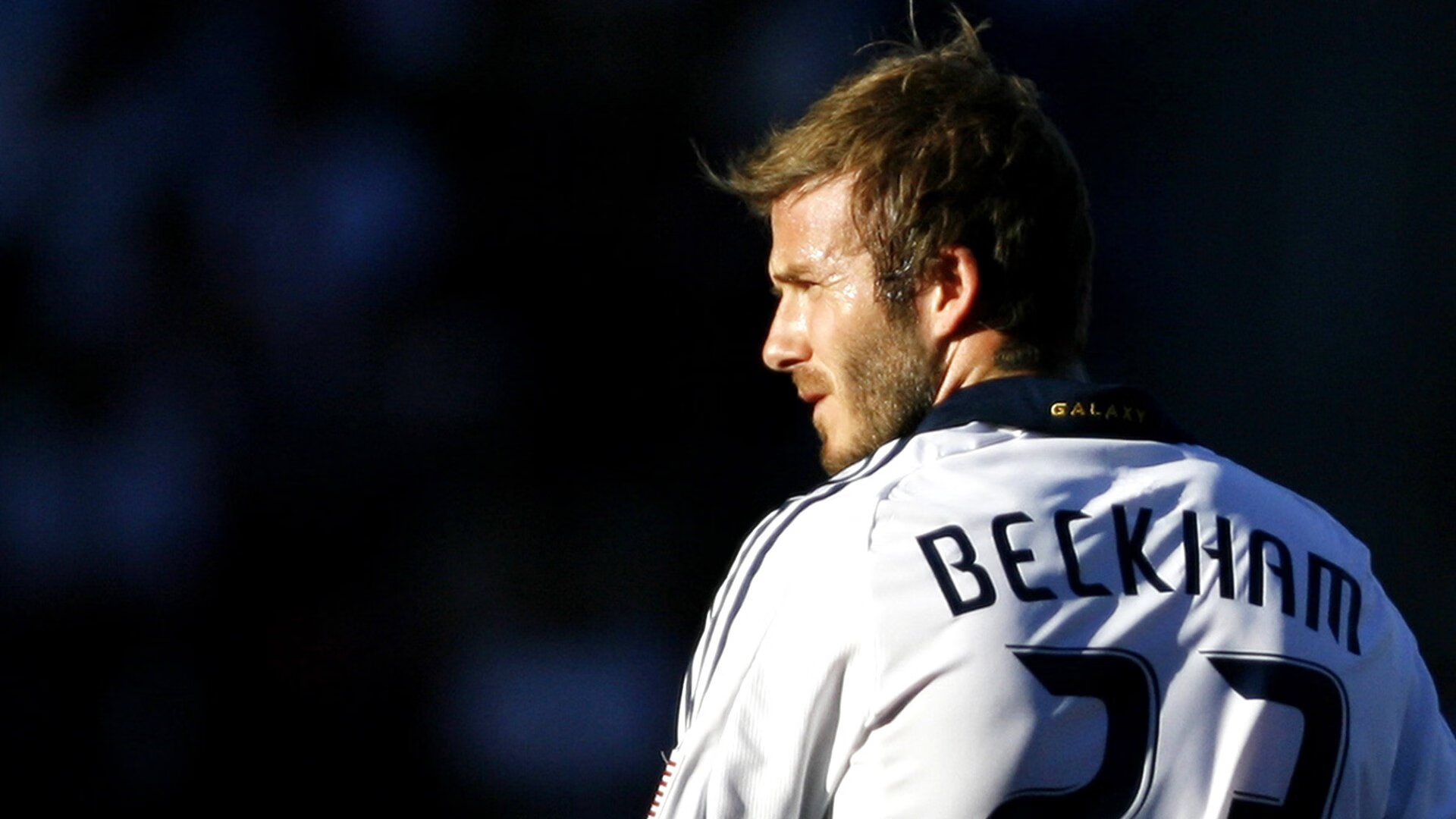 赛道上的红色风暴，红牛车队横扫迈凯伦，诺里斯状态火热难挽狂澜